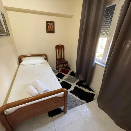 Flora Center Apartment *